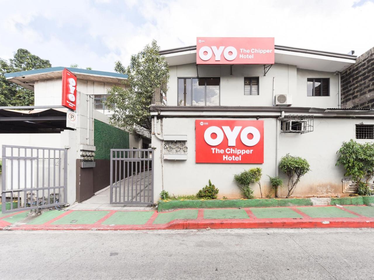 Oyo 111 The Chipper Hotel Кесон-Сити Экстерьер фото