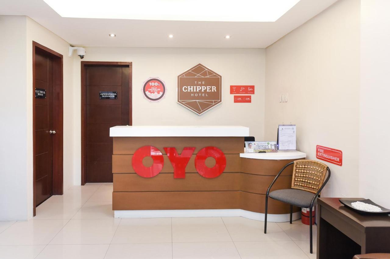 Oyo 111 The Chipper Hotel Кесон-Сити Экстерьер фото